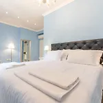 Finest Leonilda-central With Balcony Gasthof
